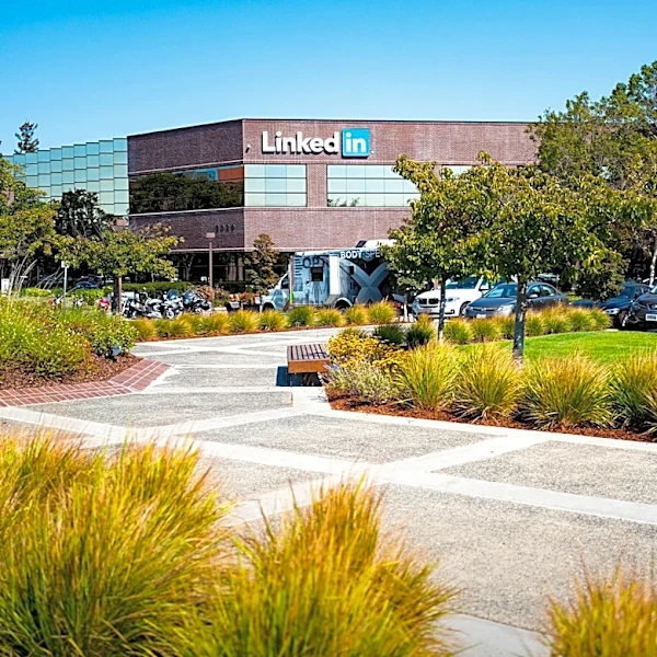LinkedIn Ranks America's Top Colleges Based on Career Outcomes