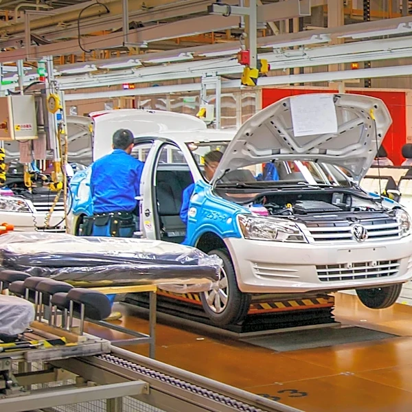 Brazil's Record Chinese Car Imports Prompt Push for Local Manufacturing