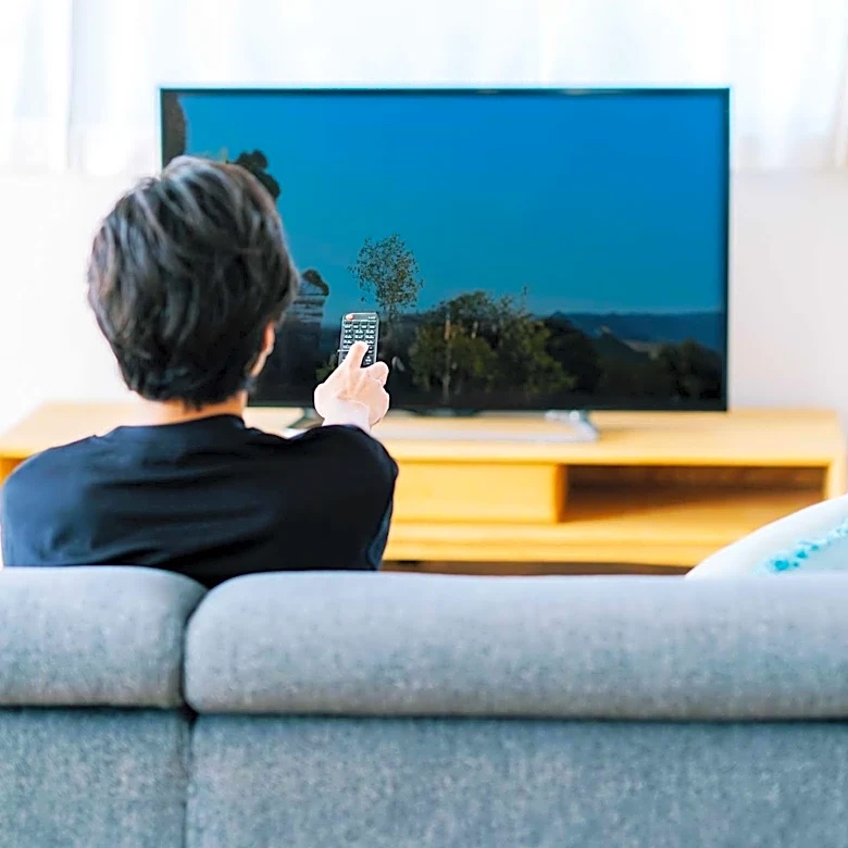 Study Links Excessive Television Watching to Potential Brain Health Risks