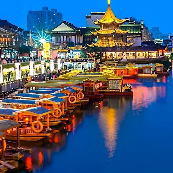 China's 24-Hour Spas Gain Popularity as New Travel Trend