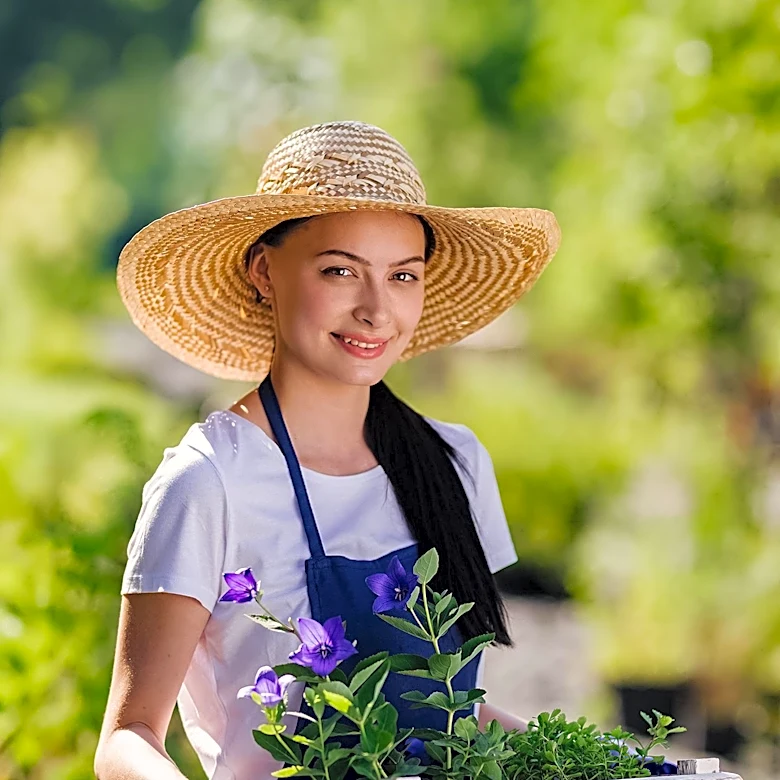 Teenagers Face Challenges in Securing Summer Jobs Amid Competitive Market