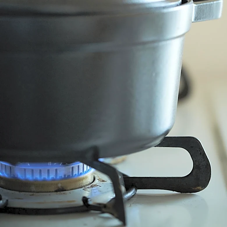 Nepal Intensifies Monitoring to Combat Cooking Gas Black Marketing Amid Consumer Concerns