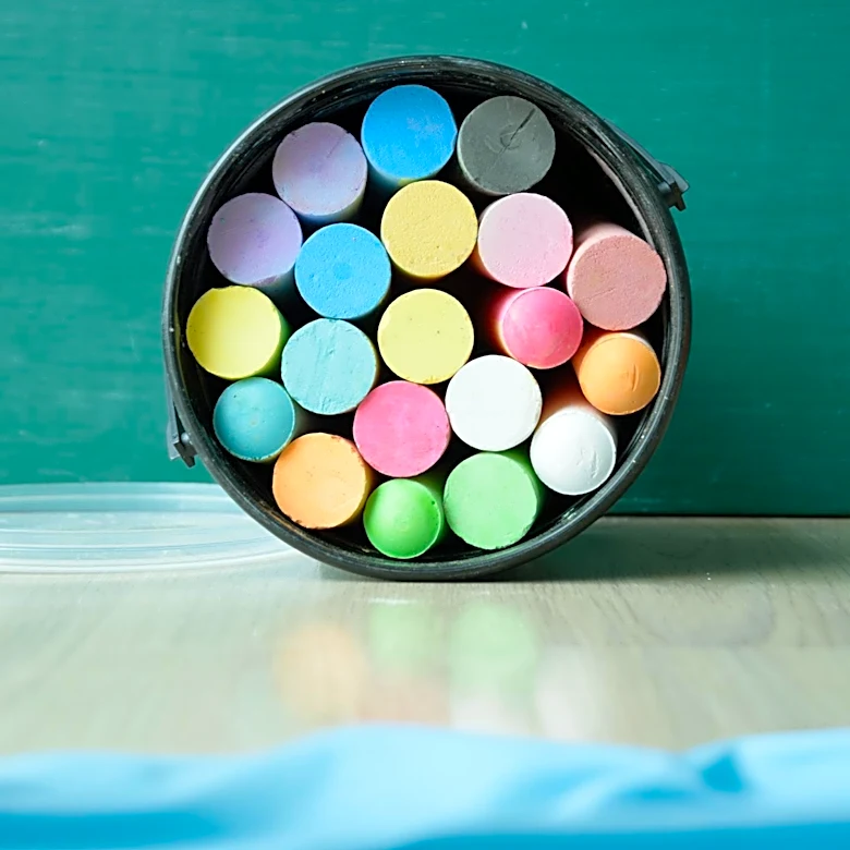 Japanese High School Students Transform Blackboards into Art Canvases