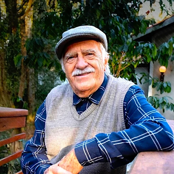 102-Year-Old Dachau Liberator Hilbert Margol Continues to Share His Story