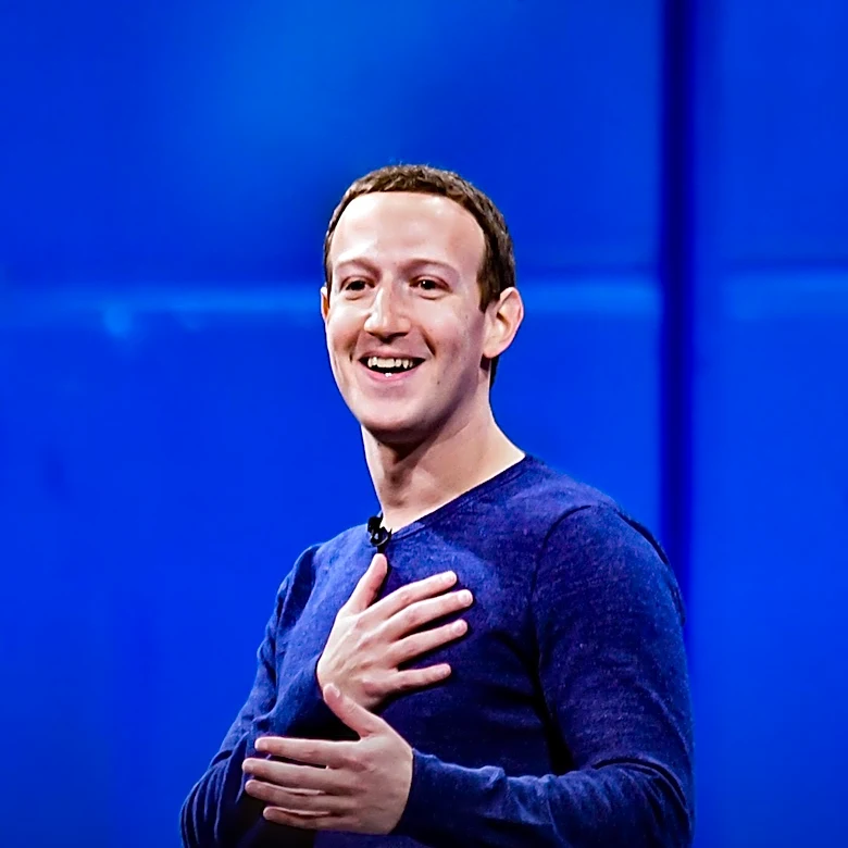Mark Zuckerberg's Yacht Criticized for Not Assisting Stranded Boat in Alaska