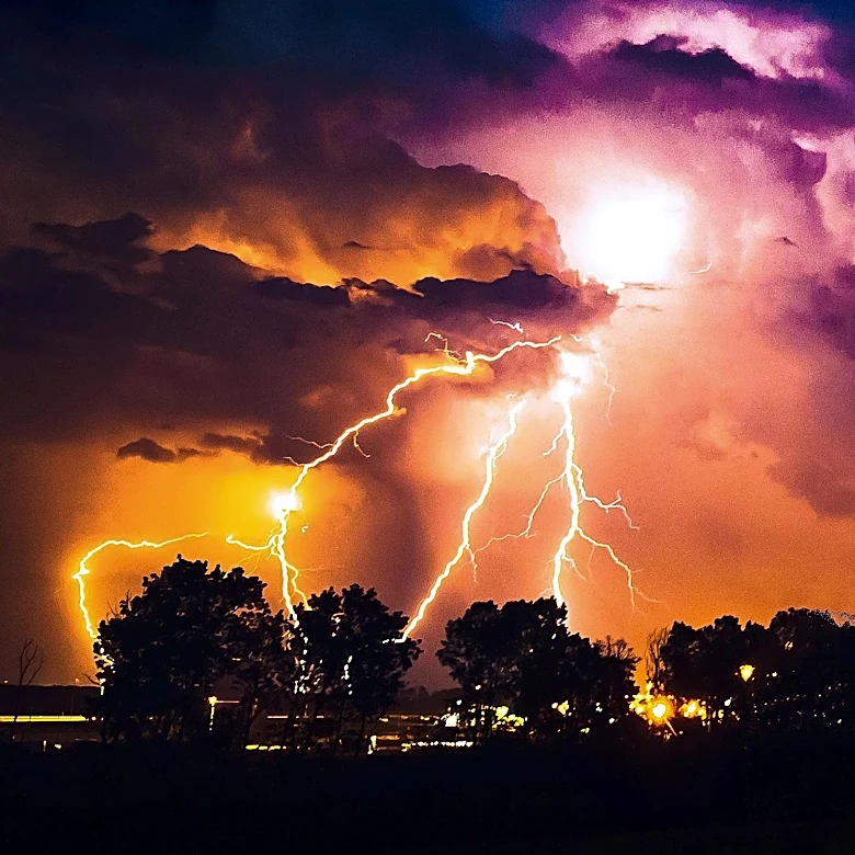 Lightning Suspected in Fire at Cherry Creek Church of Christ in Columbus