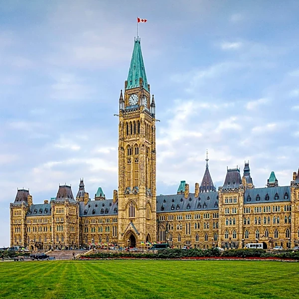 Canada and U.S. in Talks to Avoid 50% Tariff on Canadian Exports
