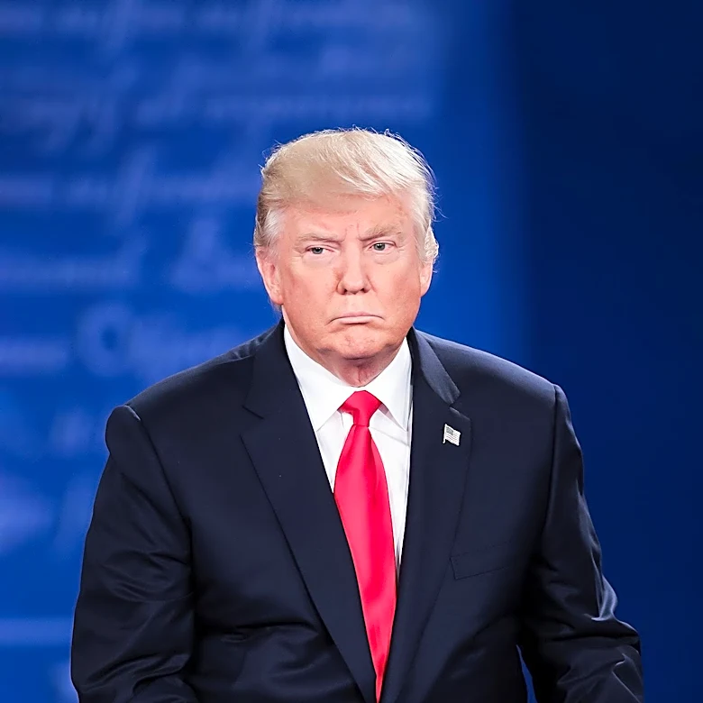 Ex-Trump Aide Scaramucci Predicts President Will 'TACO' on Tariff Threat Against Canada