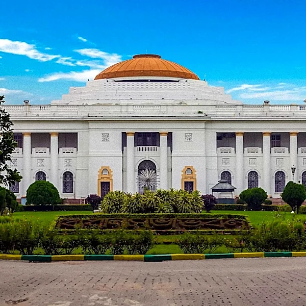 Tamil Nadu Assembly Mandates 'Tamil Thai Vazhthu' to Precede Events