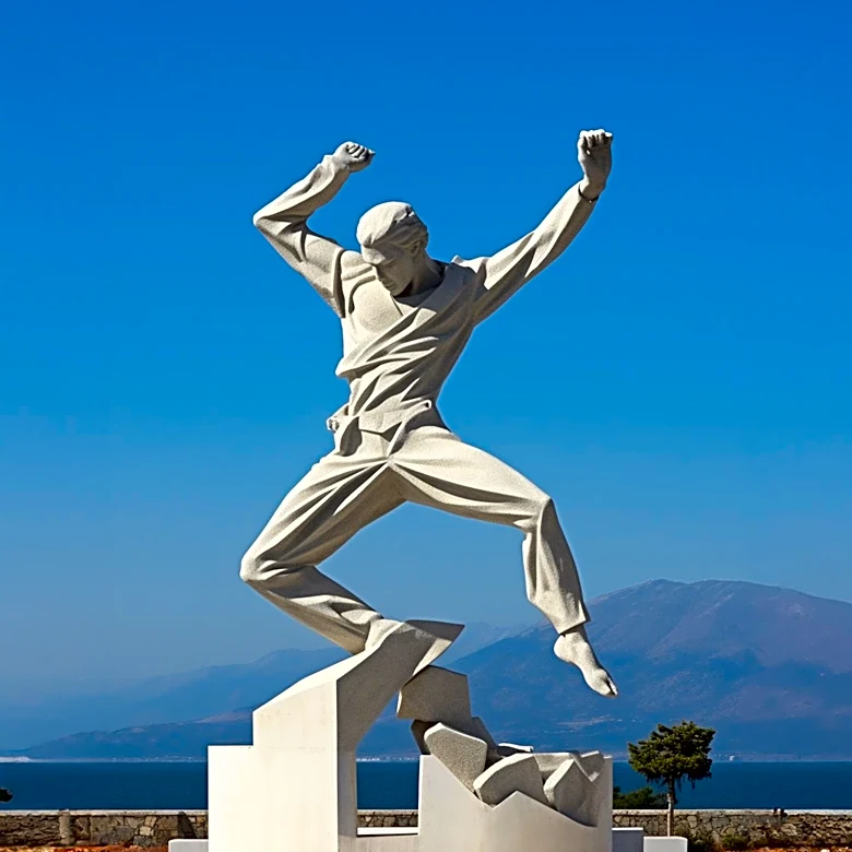 Tragic Heroism: Goran Komazec Dies Saving Stranger in Greece