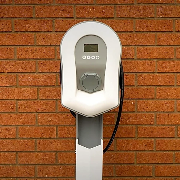 California Governor Announces $3,500 Rebate for New Electric Vehicle Purchasers