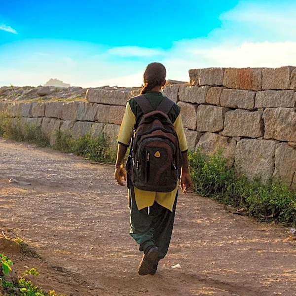 Women in India Lead Efforts to Eradicate Polio in Remote Areas