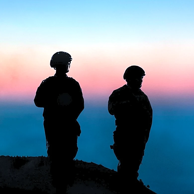 IDF Returns Three Israelis After Crossing Into Syria from Mount Hermon