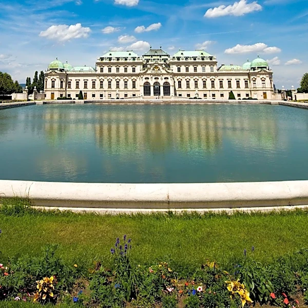 Austria Uncovers Network Circumventing EU Sanctions to Supply Russian Military