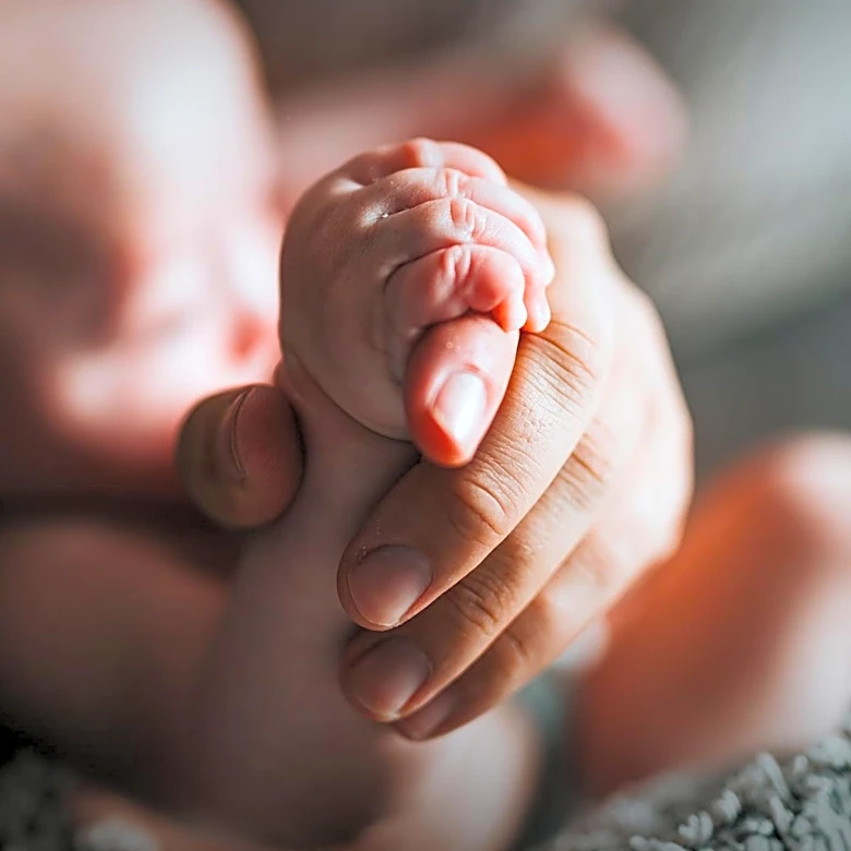 Texas Surrogacy Case Sparks Legal Dispute Over Unborn Child's Medical Treatment