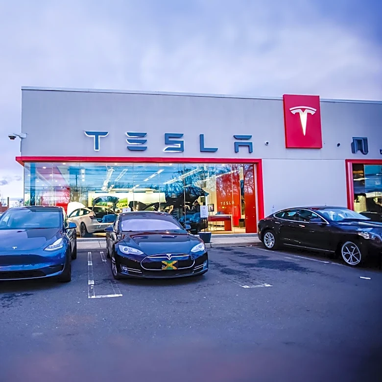 Tesla Workers' Strike in Sweden Highlights Labor Disputes Over Collective Agreements