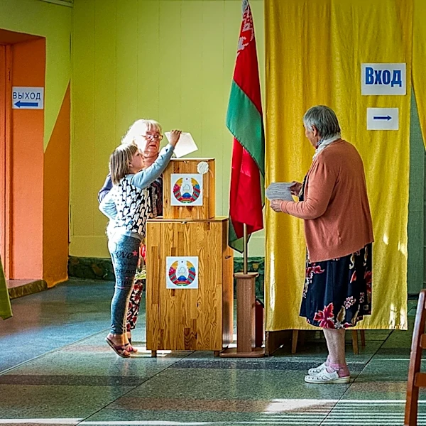 Minnesota's Historic Governor and Senate Races Set to Break Records