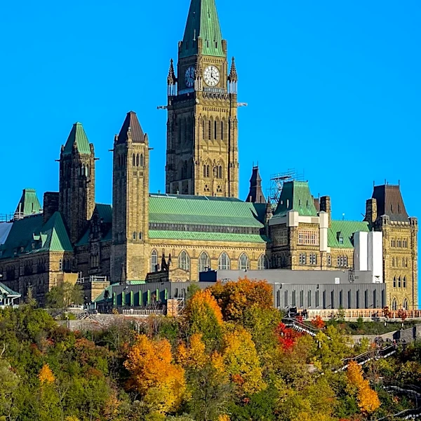 US Trade Representative Warns Against Retaliation as Canada Tariff Deadline Nears