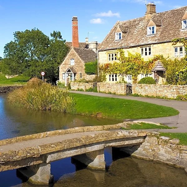 Cotswolds Villages Grapple with Overtourism, Leading to Resident Assault and Council Intervention