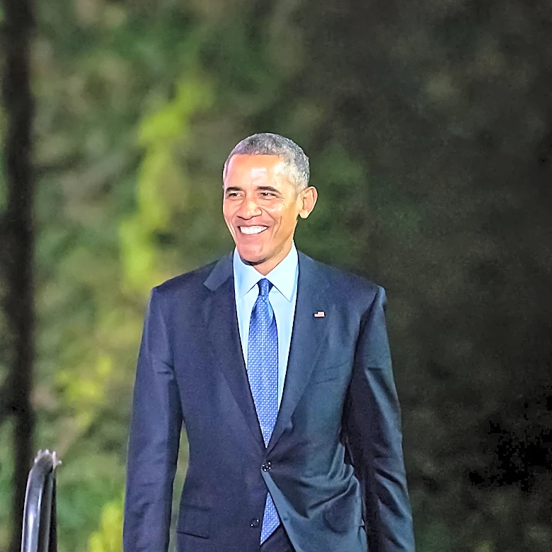 Chicago Sun-Times Launches 'Pursuit of the Suit' to Locate Barack Obama's Tan Suit