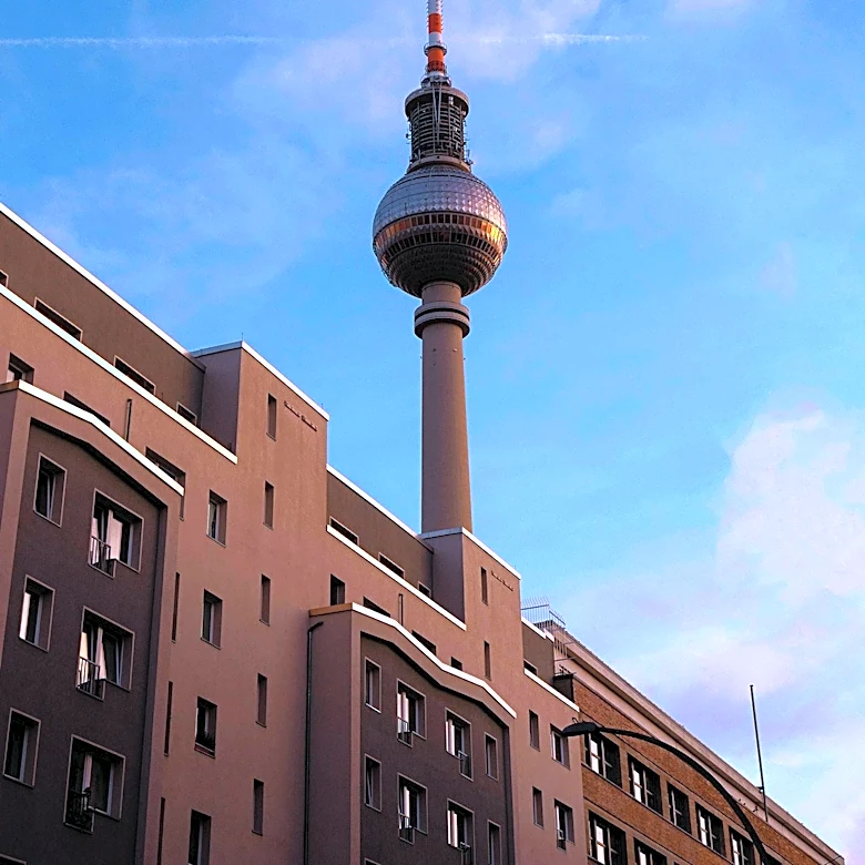 Baltimore City Joins Lawsuit Alleging TV Tower Caused Lead-Paint Contamination