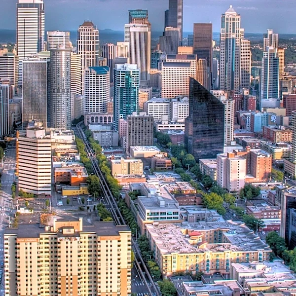 Seattle's Wealthiest Neighborhoods Face $2 Billion Bill for Aging Buried Power Lines