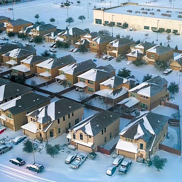 U.S. Communities Face Widespread Climate Change Impacts, Including Warmer Nights and Increased Insurance Costs
