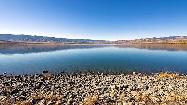 Invasive New Zealand Mudsnails Infest Carter Lake, Colorado, Prompting Warning for Watercraft Users