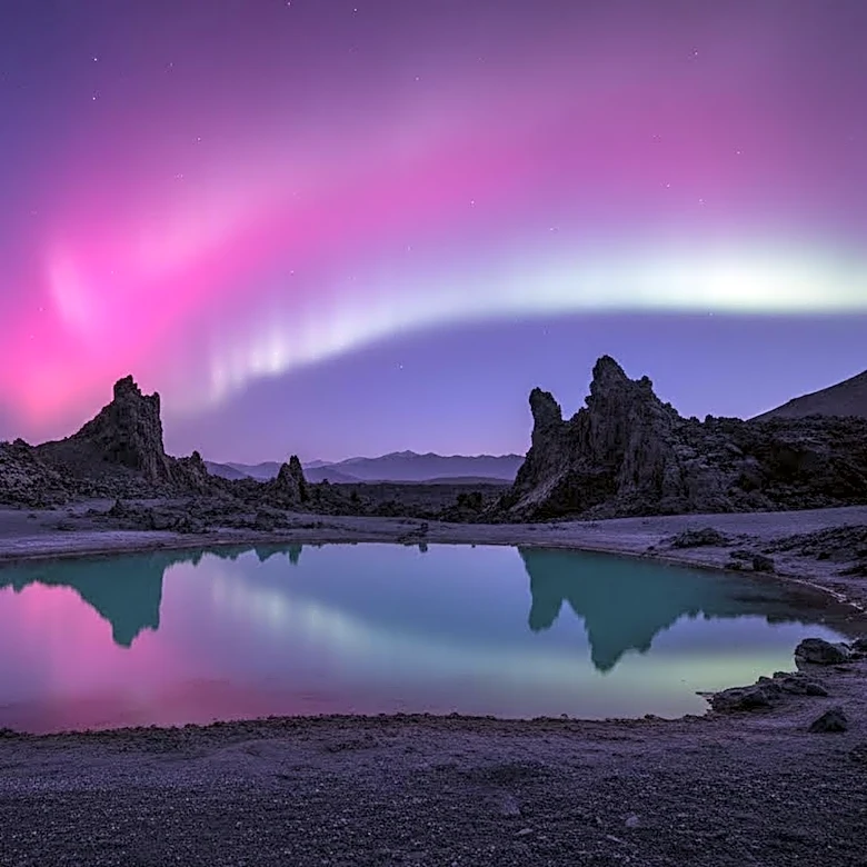NASA Astrophysicist Proposes 'Cold Start' Theory for Life on Early Earth