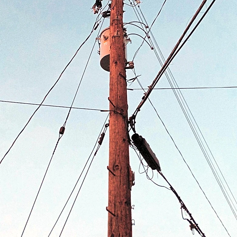 East Chicago, Indiana, Experiences Renewed Power Outages Following Fire Amid Derecho Aftermath