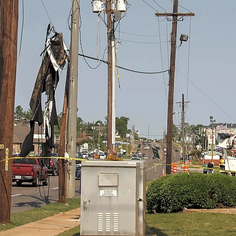 Welder Dies at Kansas Construction Site, Electrocution Suspected