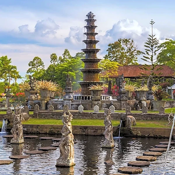 Swiss Tourist Sentenced to One Year in Bali Prison for Ins Insulting 'Day of Silence'