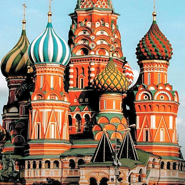 Russia Arrests Eight for Drone Attack Plot, Detains Foreign National for Scouting in Moscow