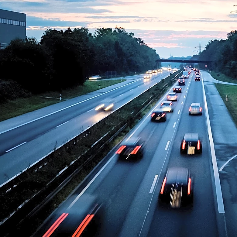 I-26 Westbound Reopens in Ridgeville, South Carolina, Following Early Morning Collision