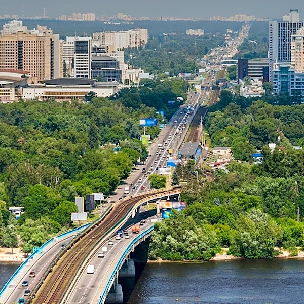 European Investment Bank Considers EUR 74 Million Loan for Hungary-Ukraine Rail Link Modernization
