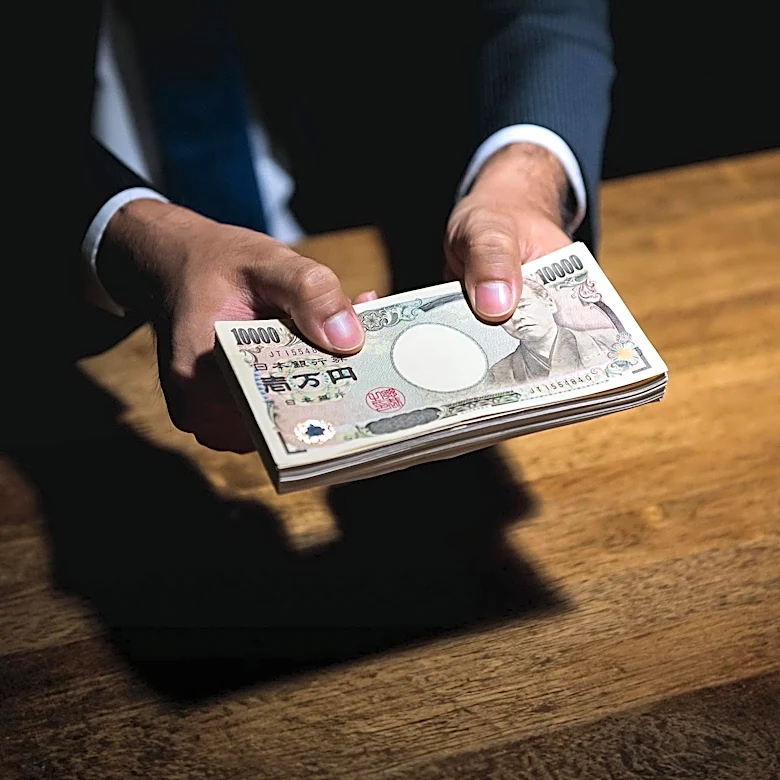 Arizona Attorney General Declines to Charge Governor Hobbs After Bribery Investigation
