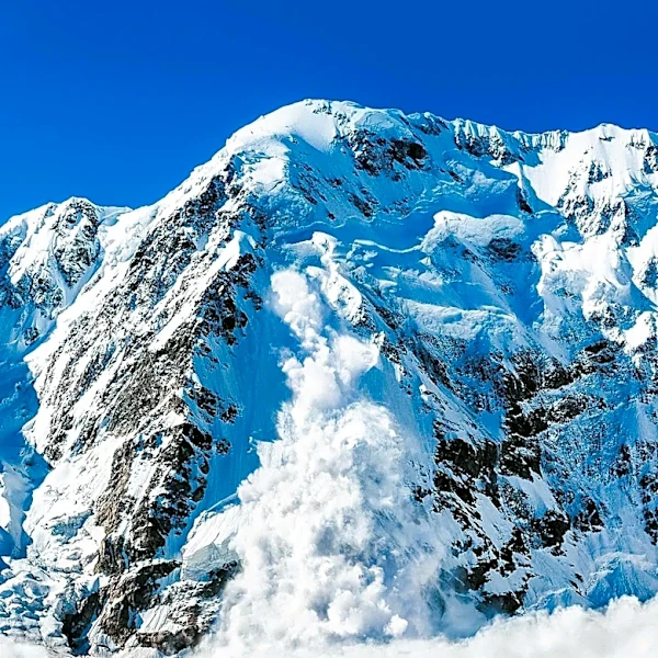 U.S. Climber Sarah Mallory Geis's Body Recovered from Broad Peak Avalanche