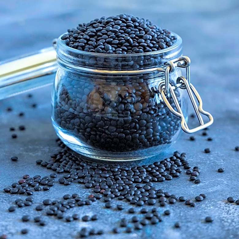 Listeria Monocytogenes Detected in Commercial Snail Caviar, Highlighting Food Safety Concerns