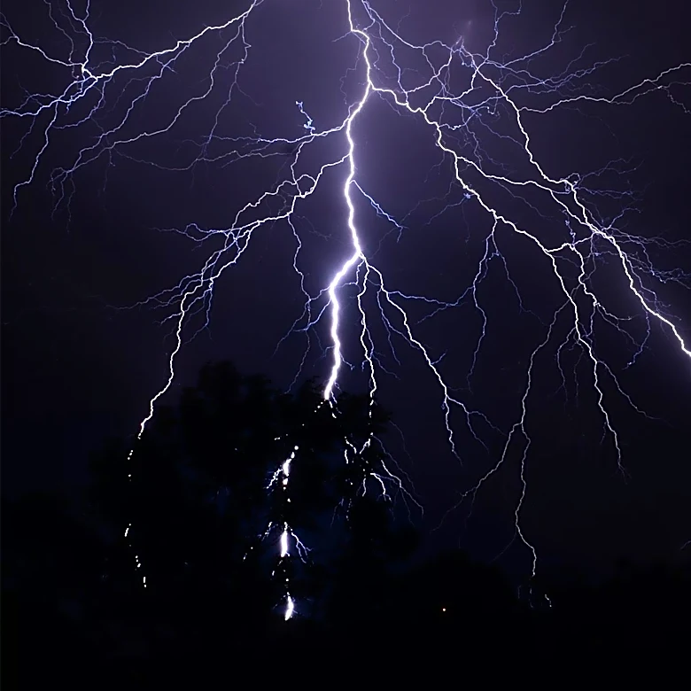 Mother and Child Die After Lightning Strike in Margate, Florida