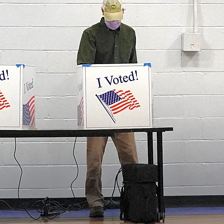 Helena Foulkes Leads Governor Dan McKee by 15 Points in Rhode Island Democratic Primary Poll