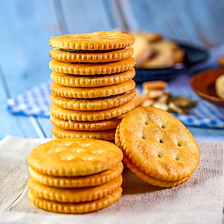Laura Loomer Calls for Boycott of Girl Scout Cookies Over Islamic Programs