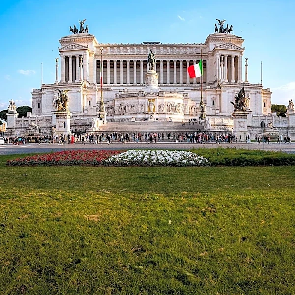 Italy's Economy Faces Modest Growth Amidst Debt and Reform Challenges
