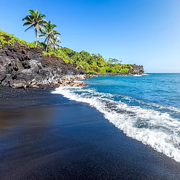 Hawaii County Loses Lease for Punalu'u Black Sand Beach Park, Raising Public Access and Environmental Concerns
