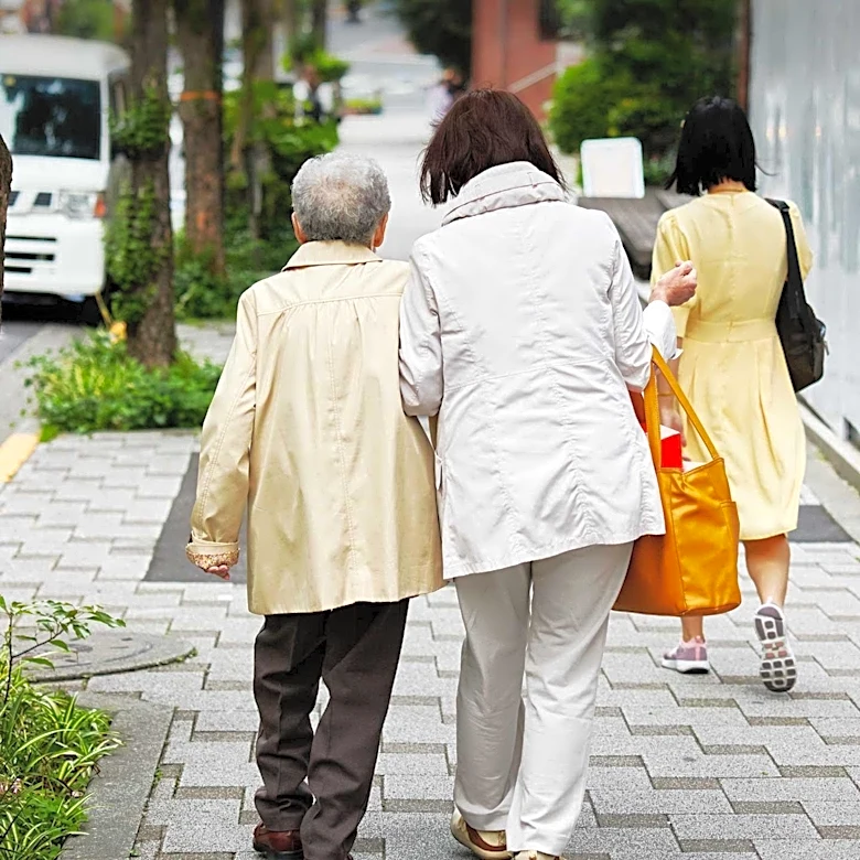 Hugh Hewitt Discusses Politicization of Eldercare and Utility of Labels
