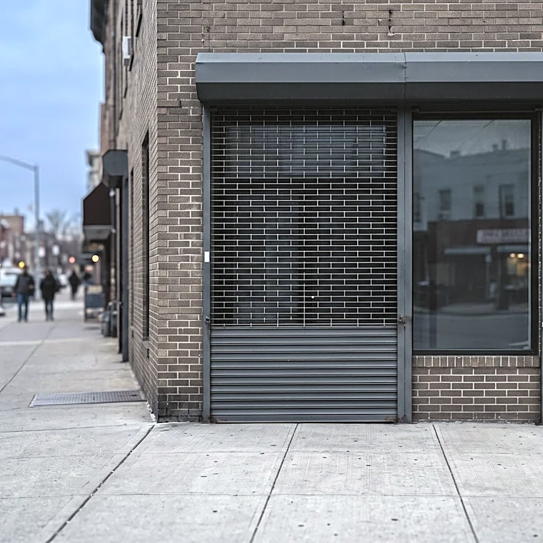 Philadelphia Authorities Shut Down Illegal Speakeasy After Fatal Shooting of Off-Duty Officer
