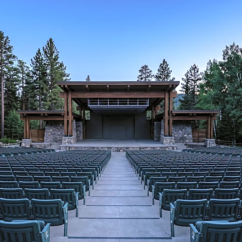 Squeeze Cancels U.S. Gig After Fatal Accident Involving Tour Bus at Wolf Trap National Park