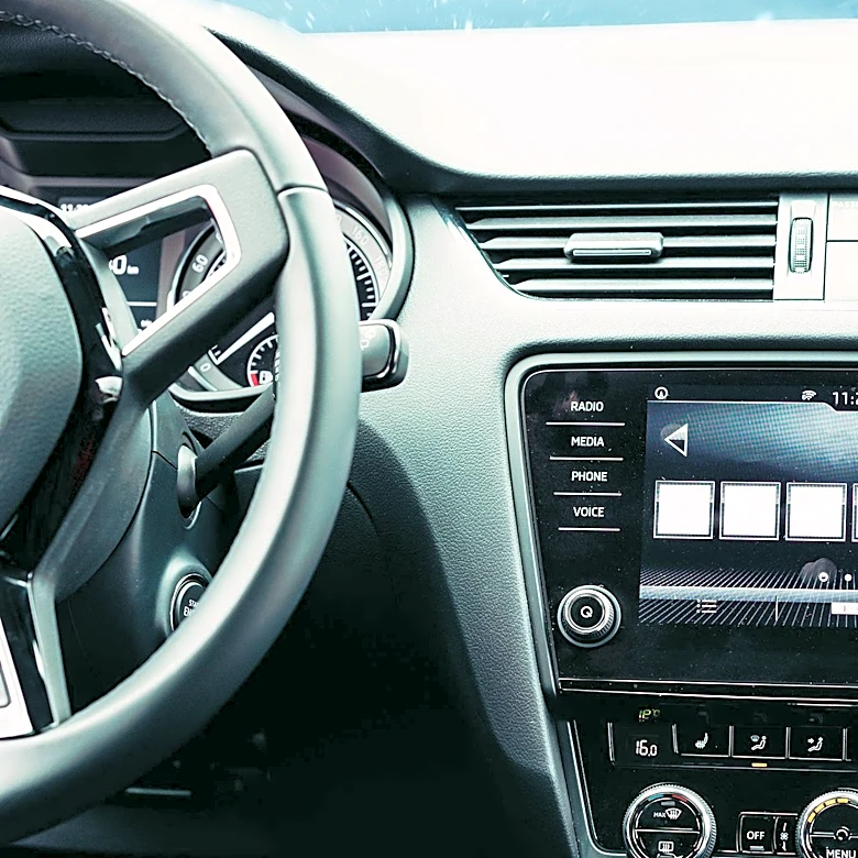 Android Auto Users Face Persistent Volume Lowering Due to Notification Prioritization