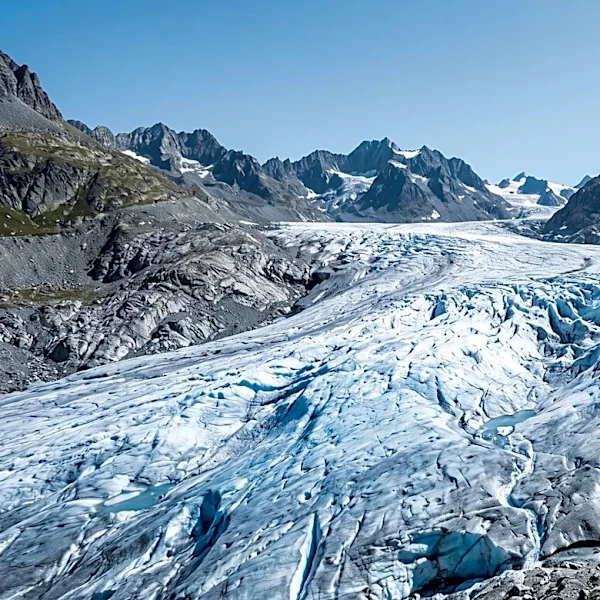 Swiss Authorities Order Closure of Rhone Glacier Ice Cave Due to Environmental Concerns and Lack of Authorization