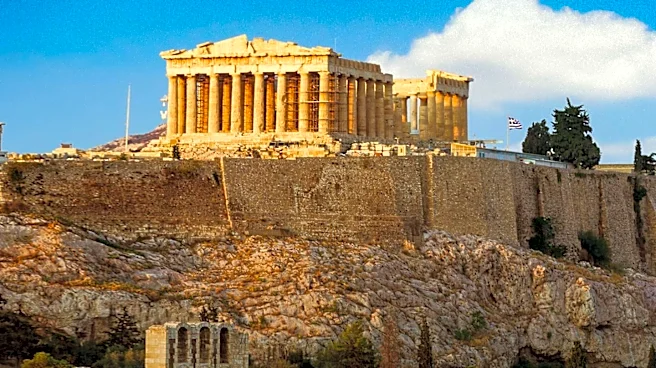 Acropolis Visitors Advised to Take Precautions During Heatwaves