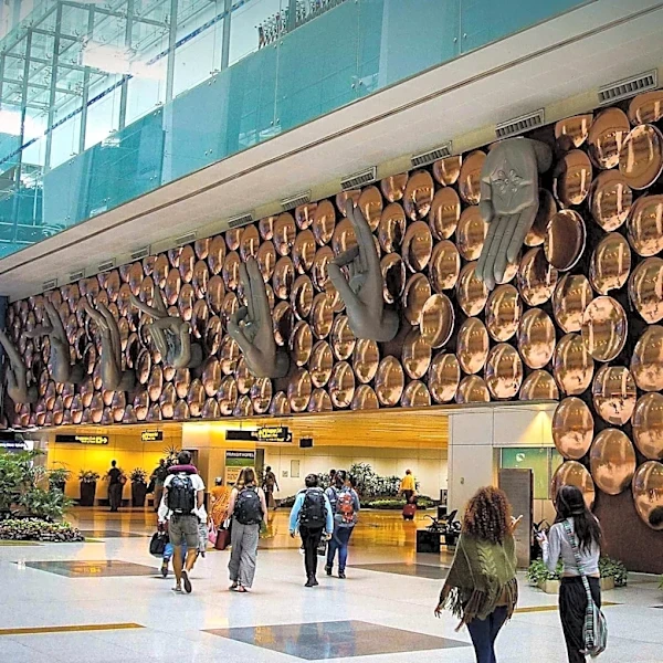 Newark Liberty International Airport Details Terminal Layout and Navigation for Travelers